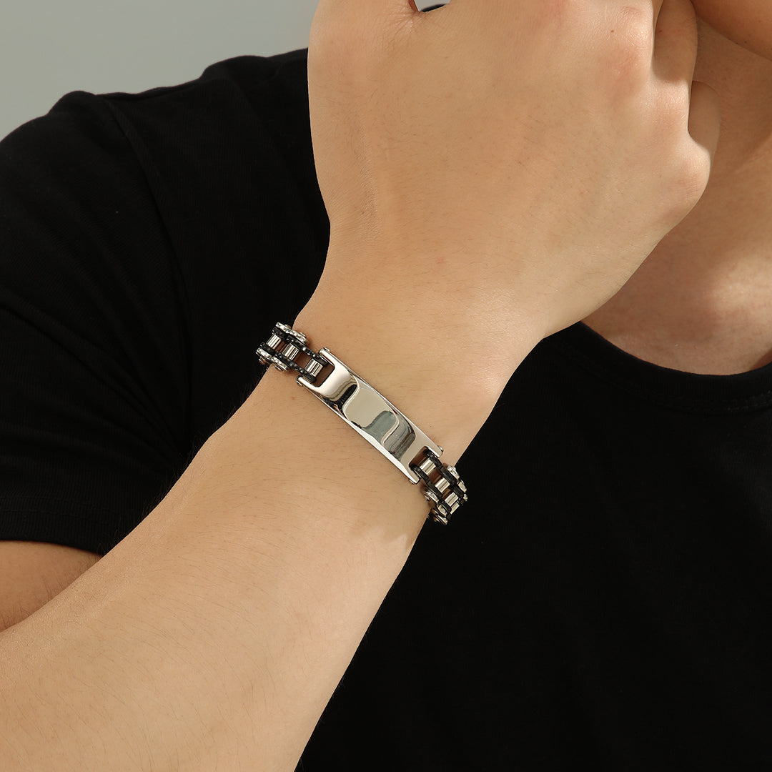 Versatile Noir Elegance Wristband