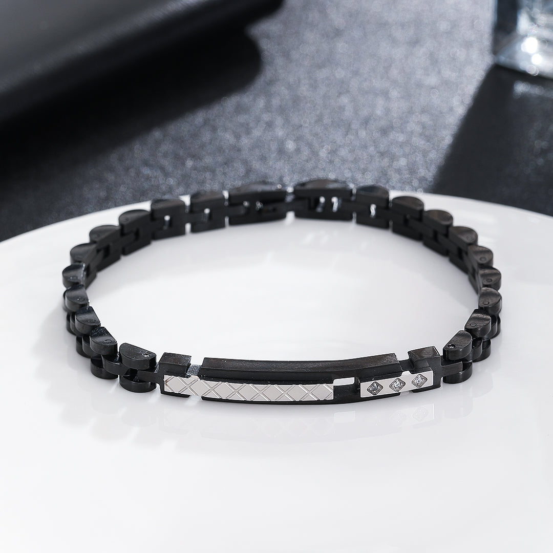 Elegant Noir Textured Bar Bracelet