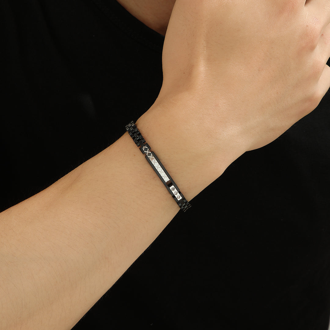 Elegant Noir Textured Bar Bracelet