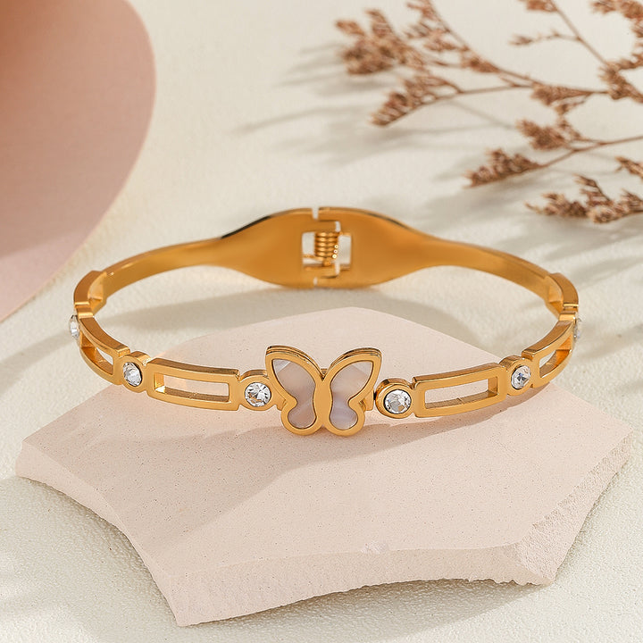 Dazzling Links Gold Bracelet - Reet Pehal