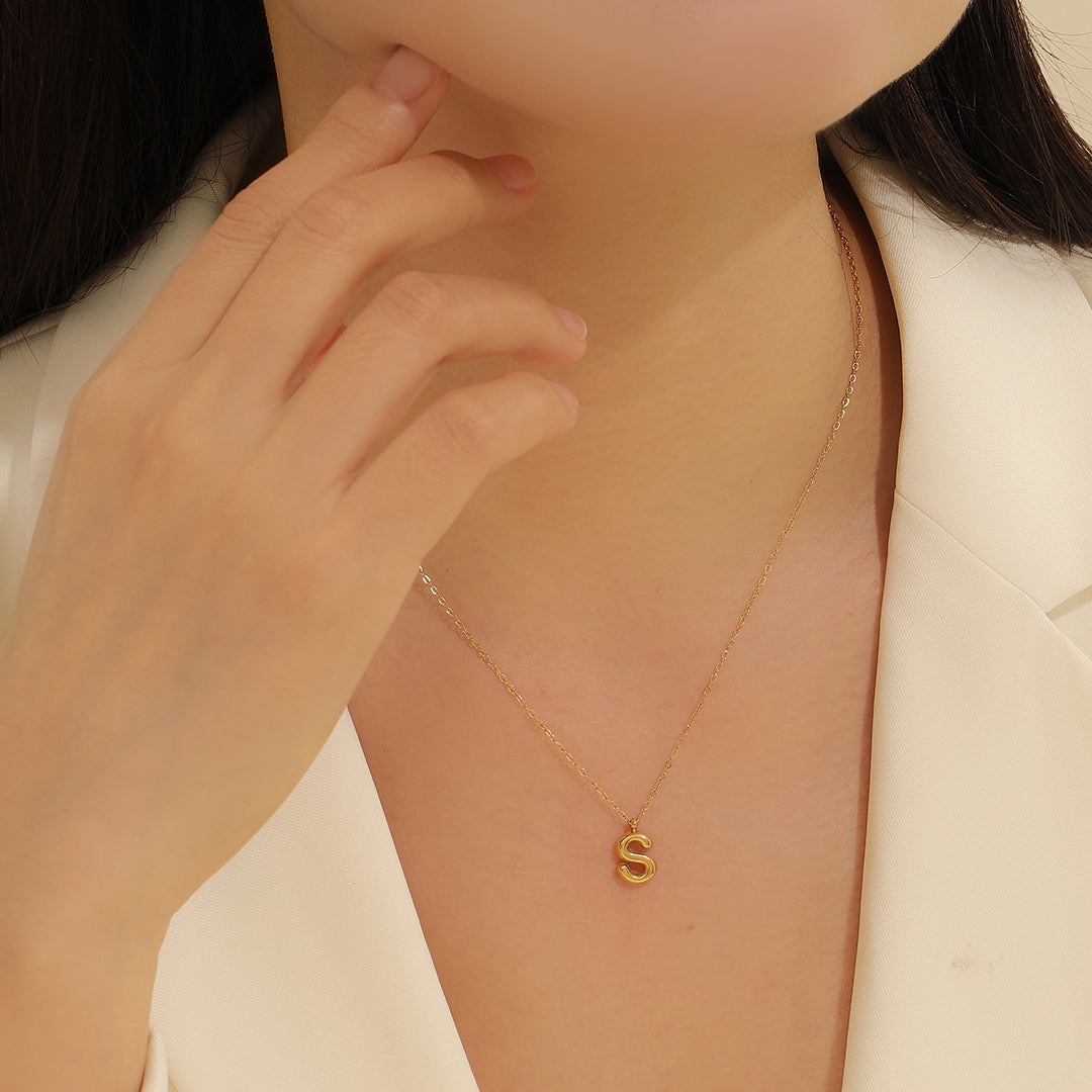 Personalized Gold Initial Charm Pendant "S"