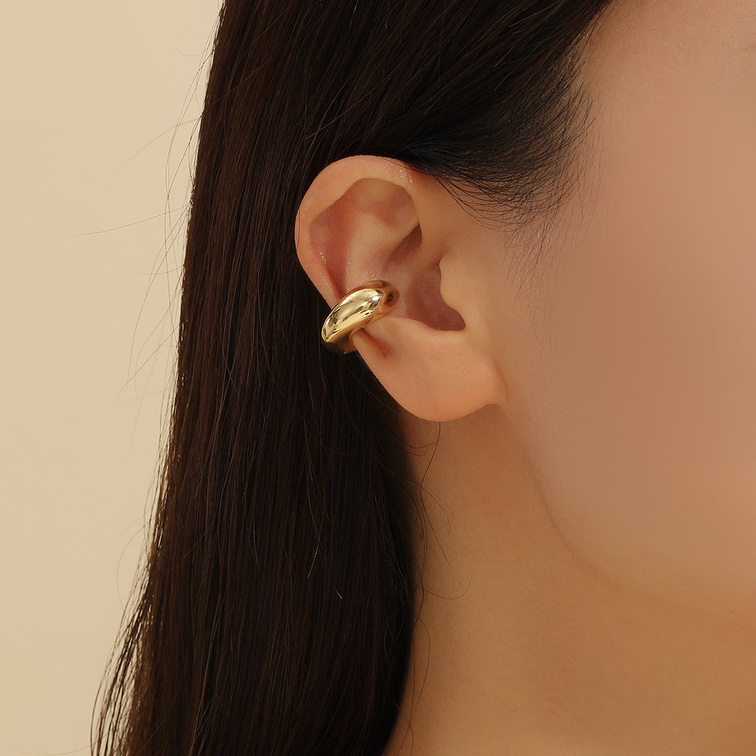 Aurora Gold Crescent Ear Clip