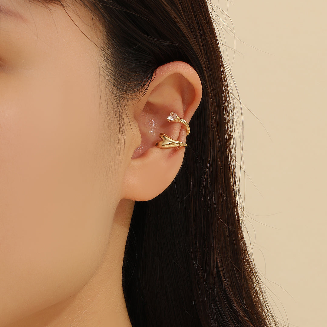 Gorgeous Gold Heartwave Ear Clip