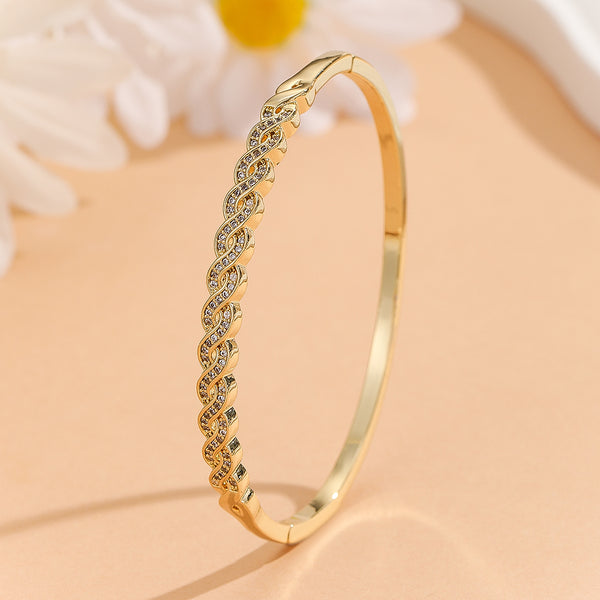 Gorgeous Glimmering Twists Bangle