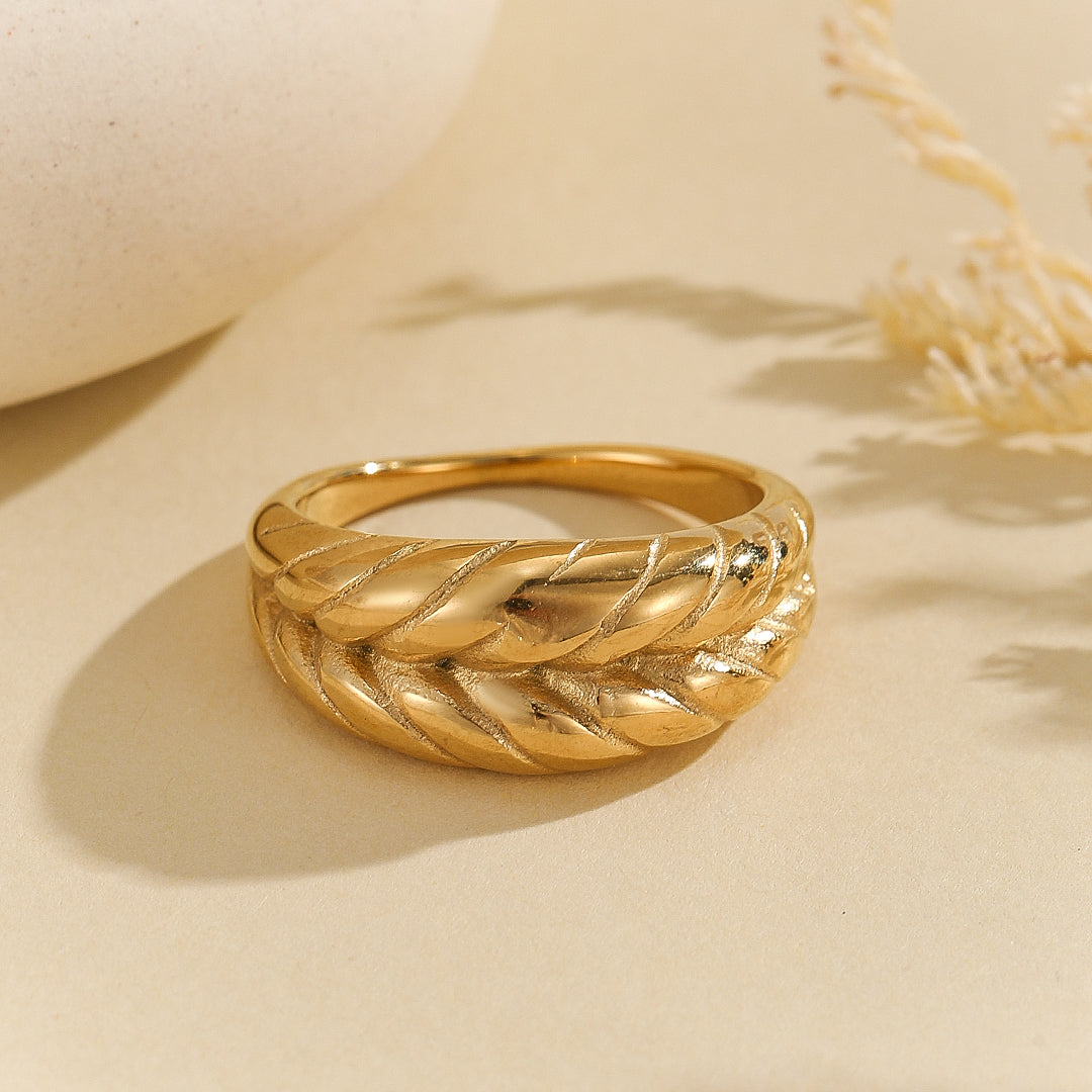 Feathered Grace Ring