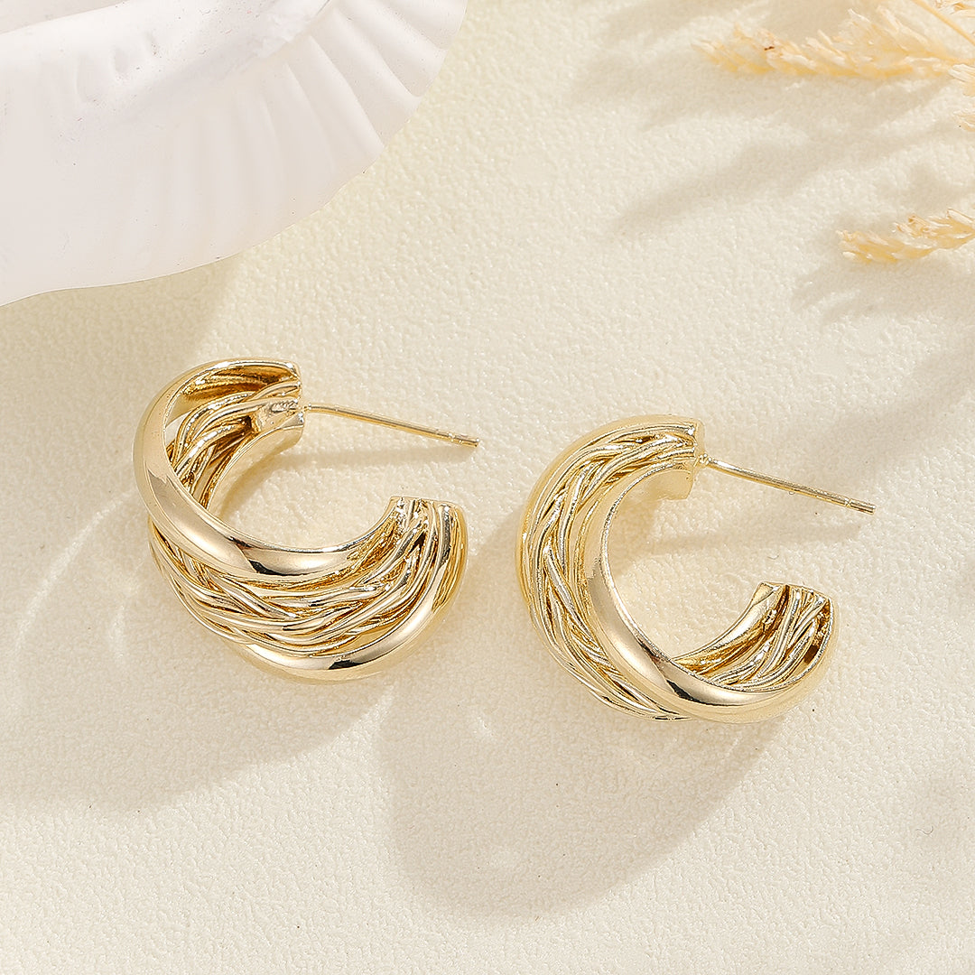 Stylish Twirl Hoop Earrings